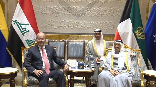 برهم صالح من الكويت: لا نريد للعراق أن يحمل وزر العقوبات على إيران برهم صالح من الكويت: لا نريد للعراق أن يحمل وزر العقوبات على إيران