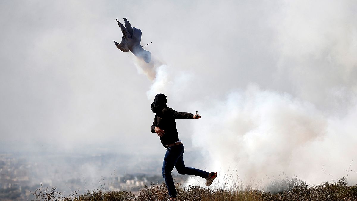 İsrail önce suikast düzenledi ardından havadan bombaladı: 7 ölü 