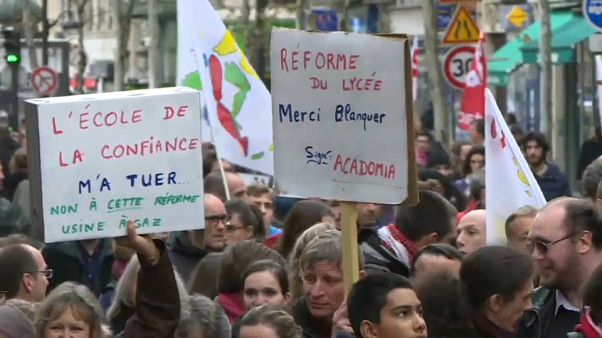 Education : dans la rue contre les suppressions de poste Education : dans la rue contre les suppressions de poste