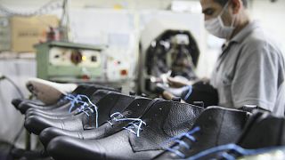TL'nin değer kaybı en çok ayakkabı firmalarını olumsuz etkiledi
