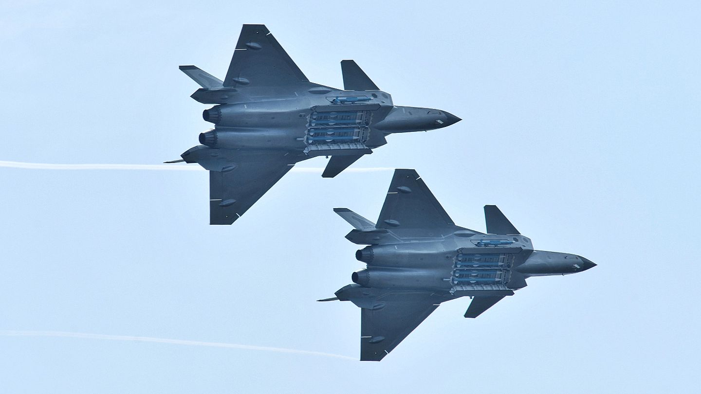 chinese stealth fighter jets