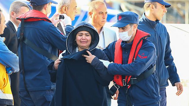 Σμύρνη: Πέντε μετανάστες νεκροί, ανάμεσά τους τρία παιδιά Σμύρνη: Πέντε μετανάστες νεκροί, ανάμεσά τους τρία παιδιά