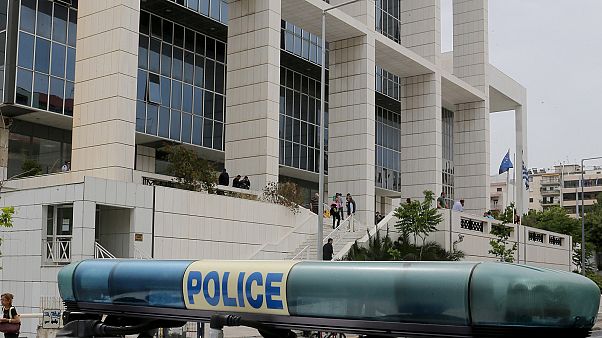 Πούλησε την κόρη της για 10.000 ευρώ και δήλωσε απαγωγή Πούλησε την κόρη της για 10.000 ευρώ και δήλωσε απαγωγή