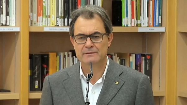 Ex-chefe do governo catalão continua na mira da justiça Ex-chefe do governo catalão continua na mira da justiça