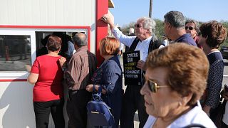 Κύπρος: Άνοιξαν δύο νέα οδοφράγματα