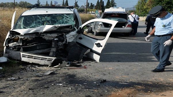Νέο θανατηφόρο τροχαίο στην Εγνατία με όχημα που μετέφερε μετανάστες Νέο θανατηφόρο τροχαίο στην Εγνατία με όχημα που μετέφερε μετανάστες