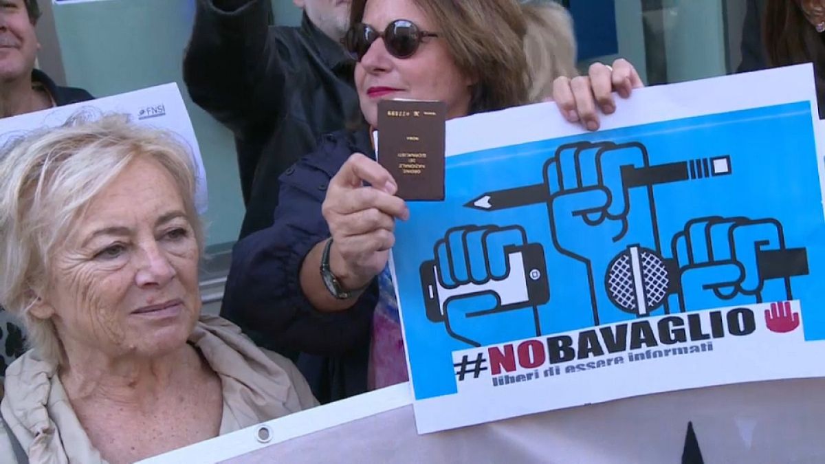 Italia, giornalisti in piazza per la libertà di stampa