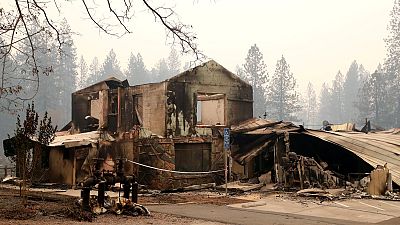 El fuego arrasador avanza sin control en California