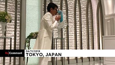 Japonya'da hologramla evlenen Kondo'nun düğünü
