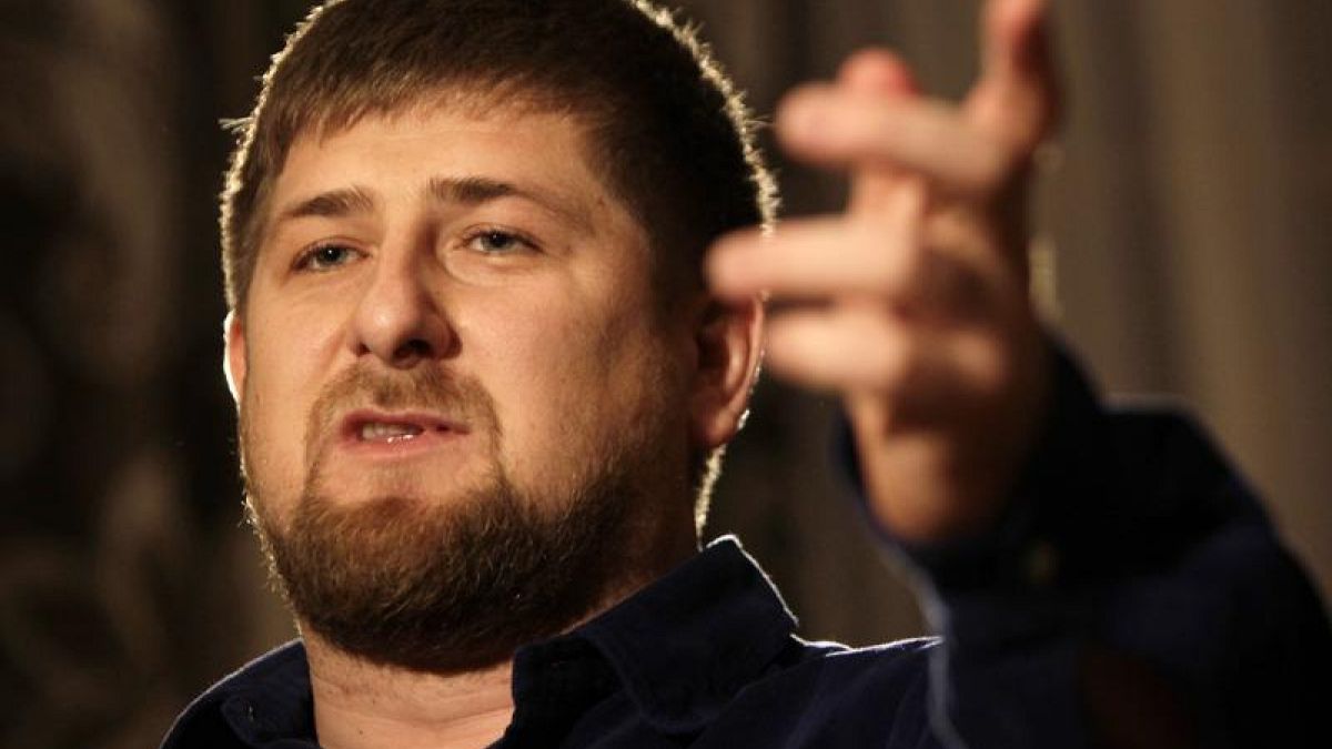 Кадыров подарил пятилетнему мальчику "Мерседес" за 4000 отжиманий