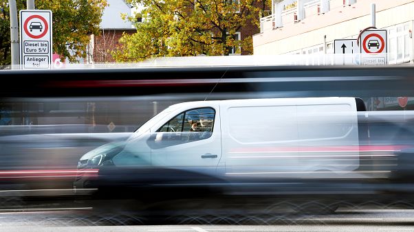 Ab Juli 2019: Diesel-Fahrverbot erstmals auf deutscher Autobahn Ab Juli 2019: Diesel-Fahrverbot erstmals auf deutscher Autobahn