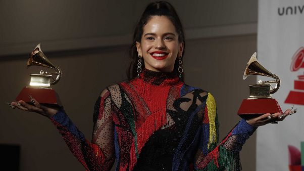 Rosalía gana dos Latin Grammy con 'Malamente' Rosalía gana dos Latin Grammy con 'Malamente'
