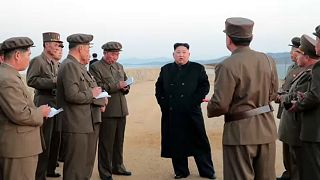 Kim-Jong Un vor Ort: Nordkorea testet offenbar "ultramoderne taktische Waffe"