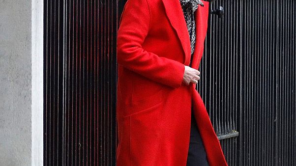 Brexit: tories alla conta in vista del voto di sfiducia su May Brexit: tories alla conta in vista del voto di sfiducia su May