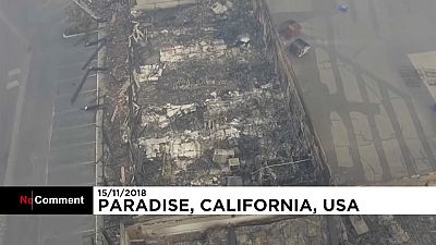 Incendi in California: le impressionanti immagini del drone
