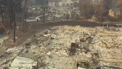 Verbrannte Erde: Aufnahmen der kalifornischen Feuerkatastrophe