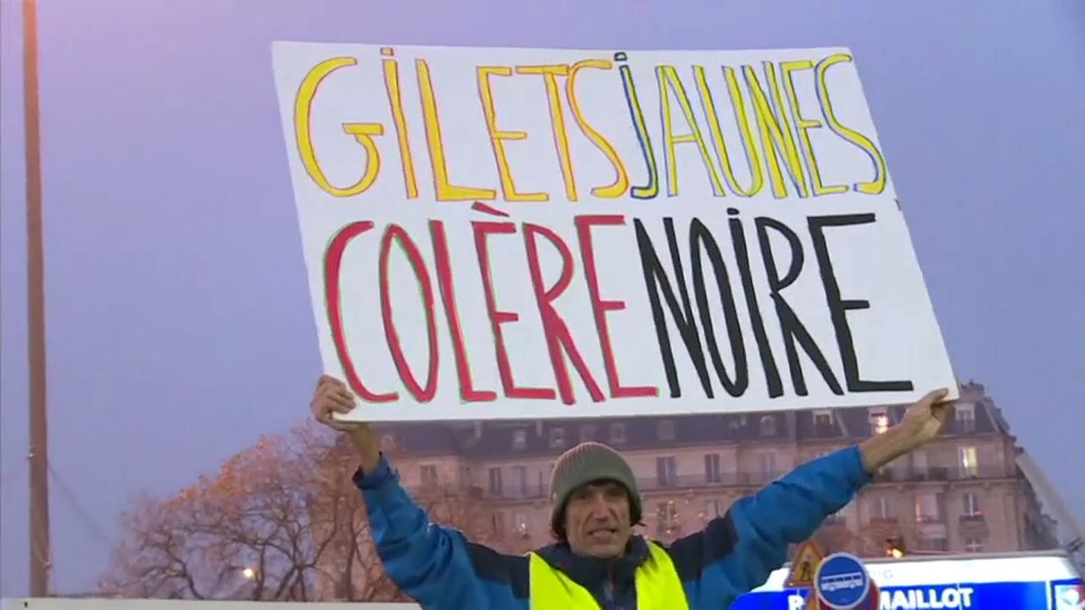 Muere una manifestante en la protesta de los 'chalecos amarillos' en Francia