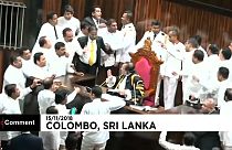 Потасовка в парламенте Шри-Ланки