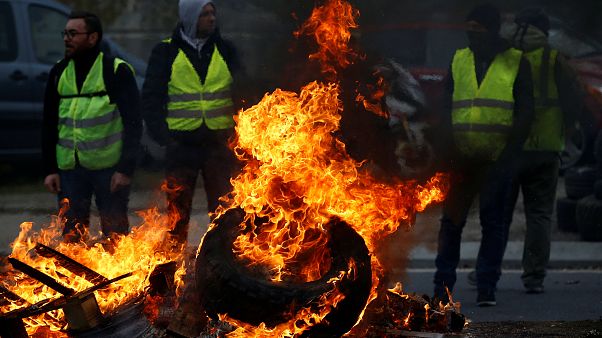 Több száz sérült és egy haláleset a franciaországi tünetéseken Több száz sérült és egy haláleset a franciaországi tünetéseken