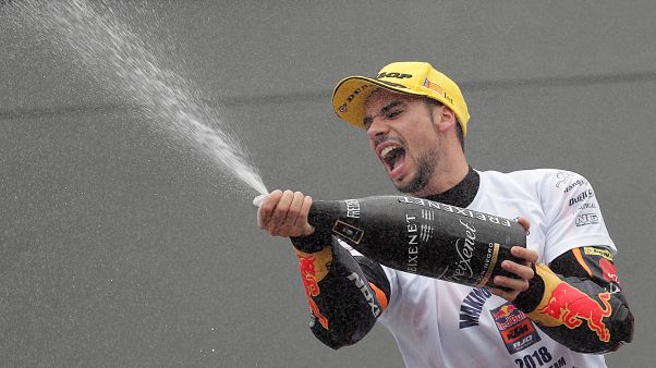 Miguel Oliveira despede-se da Moto2 com vitória em Valência Miguel Oliveira despede-se da Moto2 com vitória em Valência