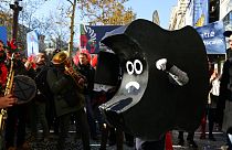 "Apple, плати налоги!"