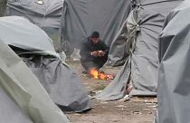 Fagyoskodnak a menedékkérők Boszniában