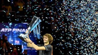 Tennis, ATP Finals: Djokovic sconfitto, Zverev campione