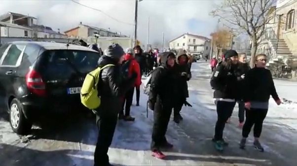 La marcia delle donne per la ricostruzione La marcia delle donne per la ricostruzione