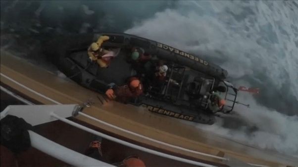 Greenpeace aborda un barco con aceite de palma Greenpeace aborda un barco con aceite de palma