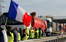 "Gilets jaunes" : moins nombreux, mais déterminés