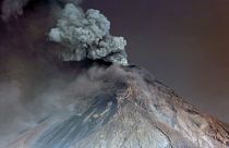 Guatemala issues red alert as Volcan de Fuego awakens