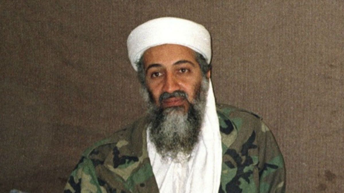 اسامه بن‌لادن، رهبر حزب القاعده که در سال ۲۰۱۱ کشته شد