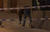 Bruxelles: poliziotto accoltellato