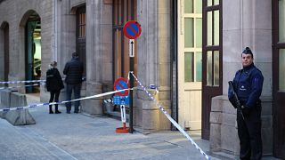 الشرطة البلجيكية ليورونيوز: منفذ حادثة طعن شرطي في بروكسل بلجيكي الجنسية