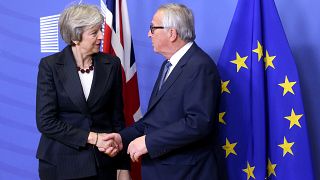 Brexit konulu AB Liderler Zirvesi öncesi May ile Juncker görüşmesi