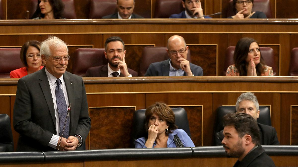 [Vídeo] Josep Borrell asegura haber recibido un escupitajo en el Congreso 