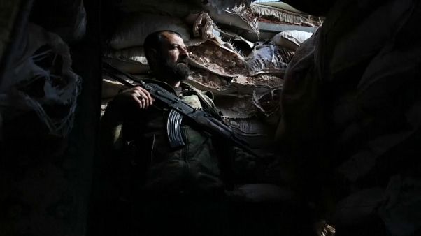 شاهد: عناصر الجبهة الوطنية لتحرير سوريا في حي الراشدين بحلب شاهد: عناصر الجبهة الوطنية لتحرير سوريا في حي الراشدين بحلب