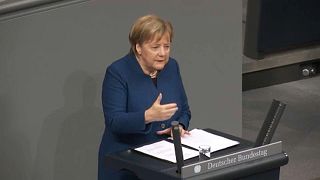 Merkel brexitről és migrációról beszélt a Bundestagban