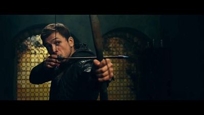 Cinema, il Robin Hood moderno stroncato dalla critica