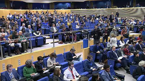 Öt tagállam költségvetési tervezete miatt is aggódik az EU Öt tagállam költségvetési tervezete miatt is aggódik az EU