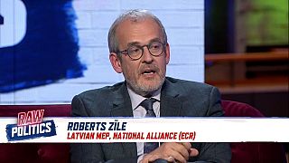 Italy budget: 'EC would be softer if Rome had mainstream government' | Raw Politics