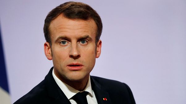 Francia: pugno duro di Macron contro i gilet gialli Francia: pugno duro di Macron contro i gilet gialli