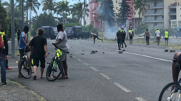 Chalecos amarillos: la violencia paraliza la isla de la Reunión Chalecos amarillos: la violencia paraliza la isla de la Reunión
