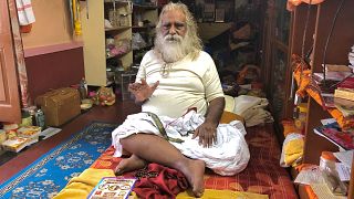 رجل الدين الهندوسي القيادي دوبال دال