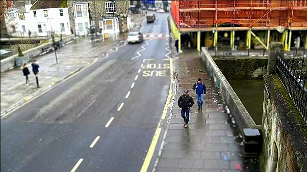 Fall Skripal: Polizei sucht mit Video der 2 Russen nach neuen Zeugen Fall Skripal: Polizei sucht mit Video der 2 Russen nach neuen Zeugen