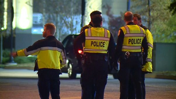 Sparatoria in centro commerciale in Alabama, sospetto ucciso Sparatoria in centro commerciale in Alabama, sospetto ucciso