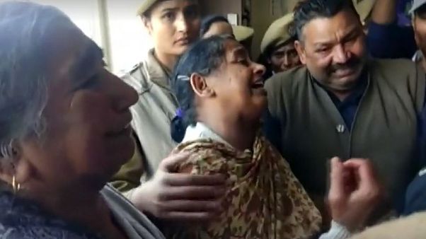 انفجار مرگبار در پاکستان؛ شمار کشتهشدگان از ۳۱ نفر گذشت انفجار مرگبار در پاکستان؛ شمار کشتهشدگان از ۳۱ نفر گذشت