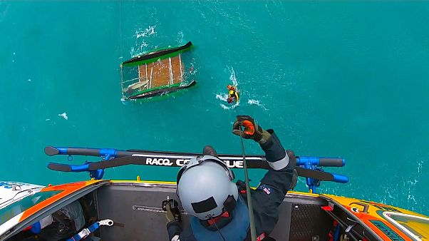 Australien: Rettung nach Nacht auf See Australien: Rettung nach Nacht auf See