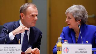 Οι ηγέτες της Ε.Ε. ενέκριναν τη συμφωνία για το Brexit 