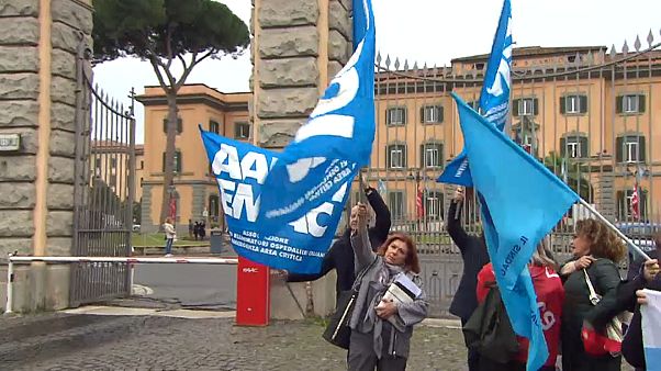 Sciopero di medici, anestesisti e veterinari, altissima adesione Sciopero di medici, anestesisti e veterinari, altissima adesione